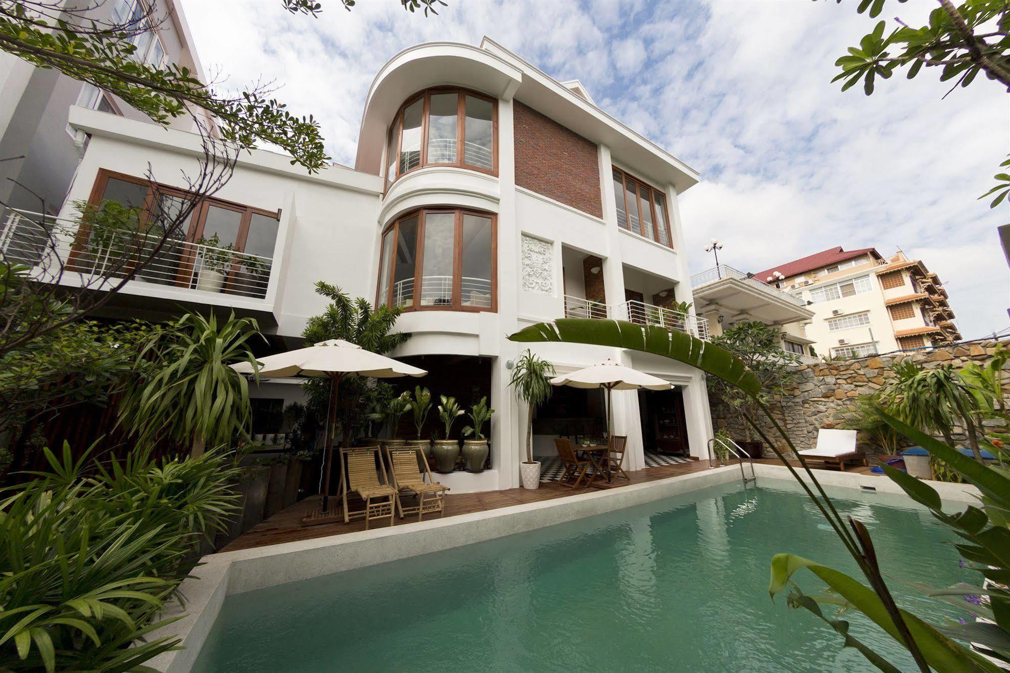 Casa Villa Independence Phnom-Penh Buitenkant foto