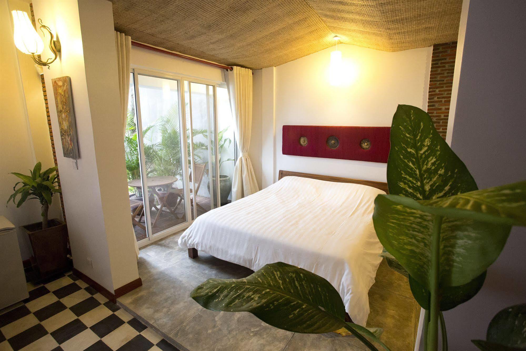 Casa Villa Independence Phnom-Penh Buitenkant foto