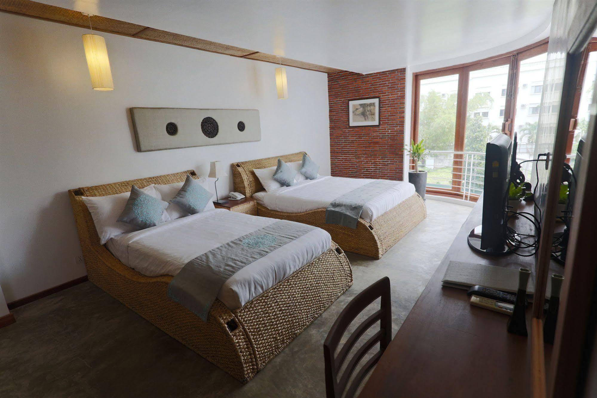 Casa Villa Independence Phnom-Penh Buitenkant foto